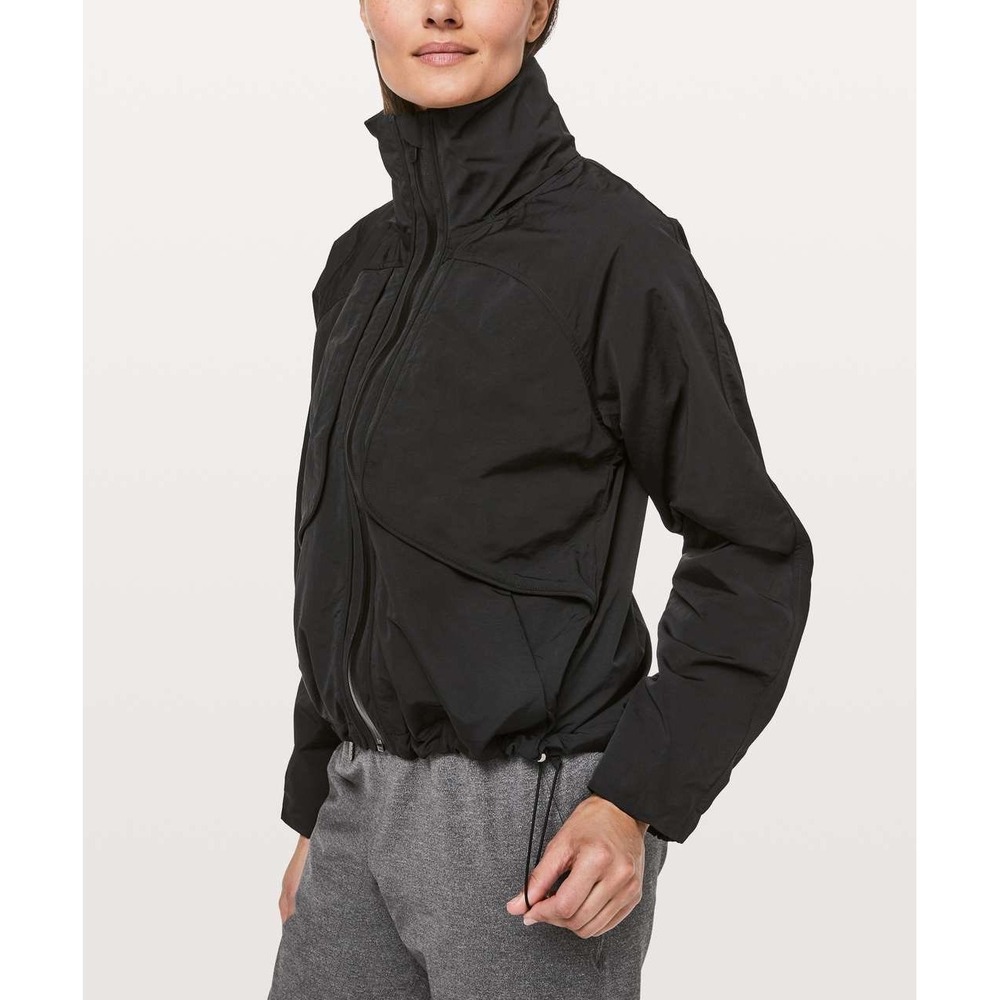 Lululemon Always Effortless Jacket Black Windbreaker Stowable Hood Women Size 8